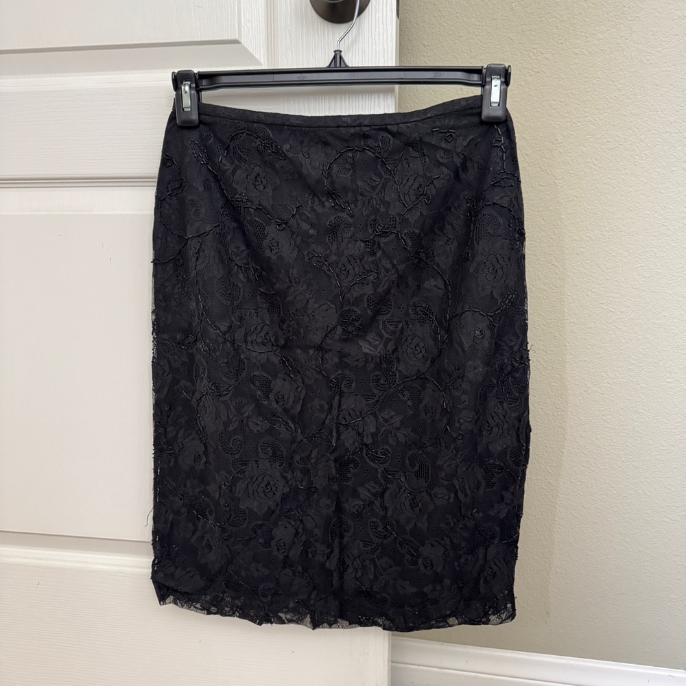 Vintage Ann Taylor Black Lace Beaded Pencil Skirt Size 4